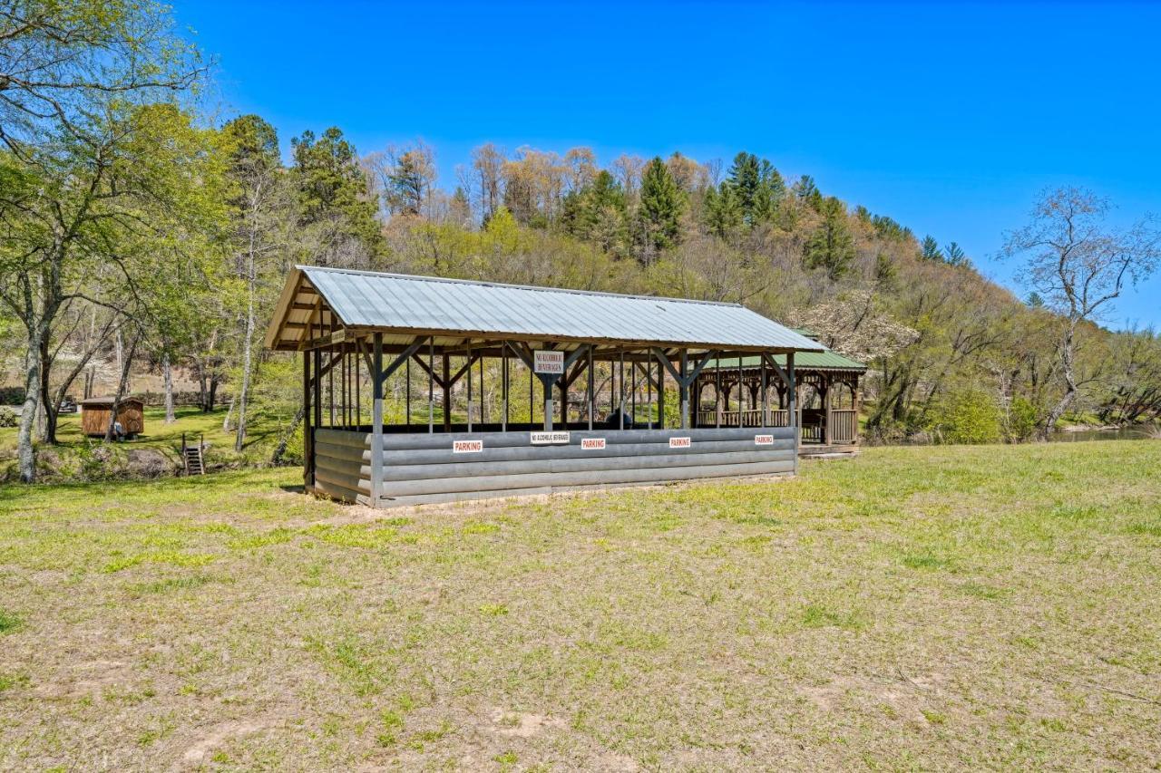 Blue Ridge Bear Bungalow Zewnętrze zdjęcie